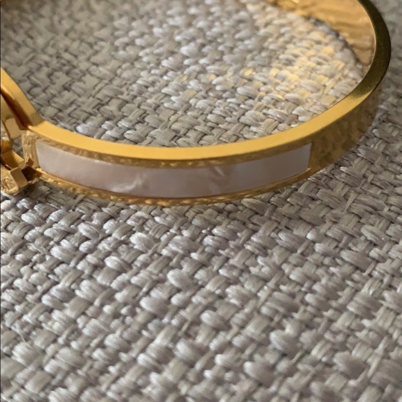 Chanel Bracelet- barely worn - Picture 2 of 4